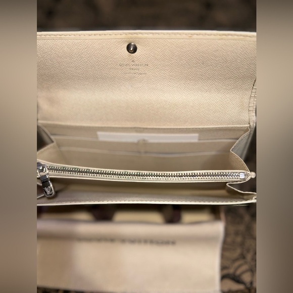 LOUIS VUITTON EPI SARAH LONG SNAP WALLET FULL INCLUSION - Picture 13 of 14